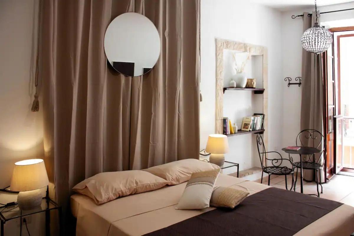 Castello'S Rooms Cagliari Exteriör bild