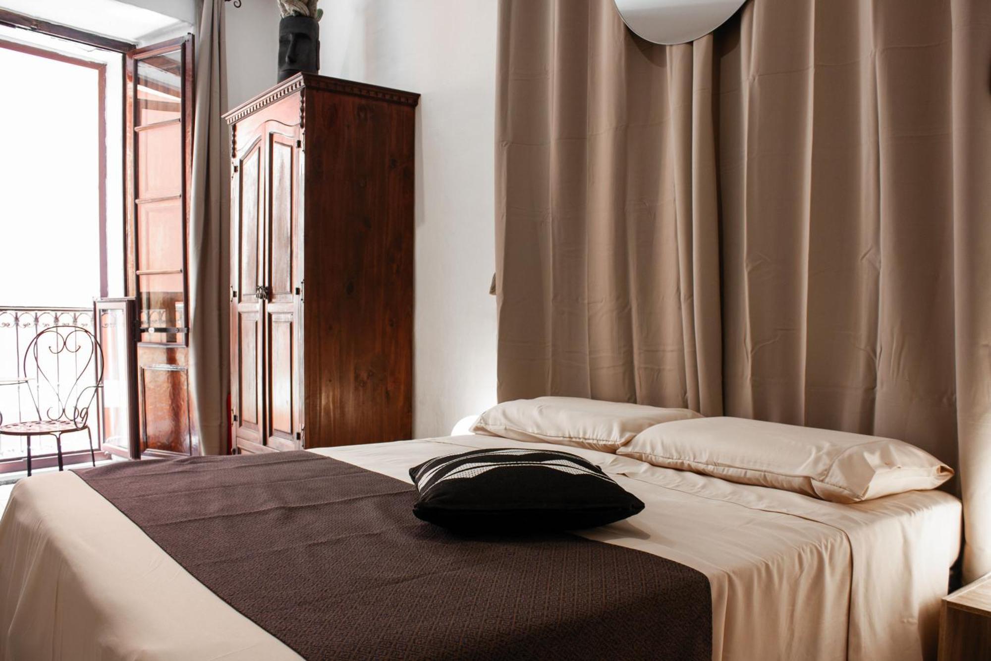 Castello'S Rooms Cagliari Exteriör bild