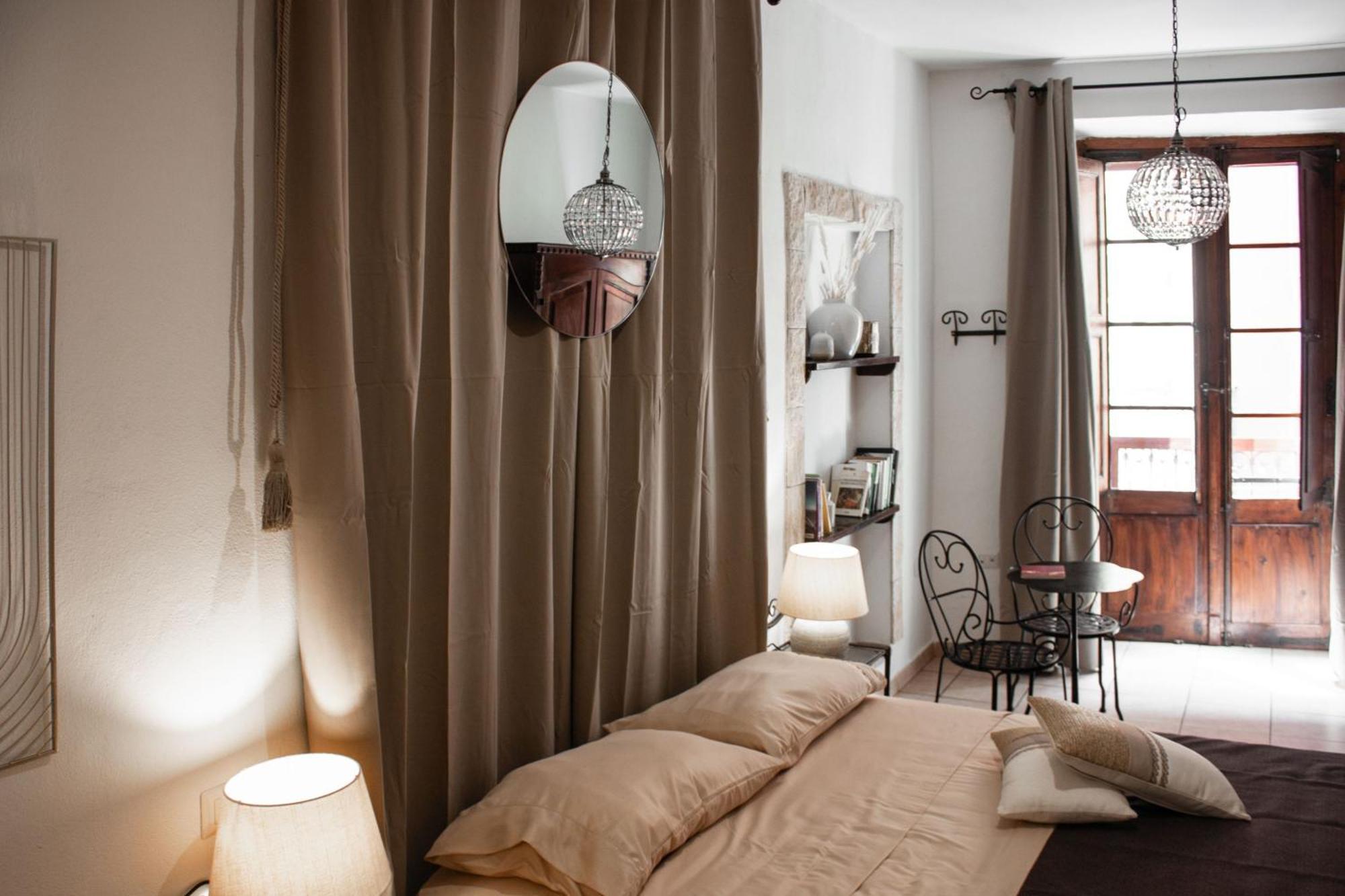 Castello'S Rooms Cagliari Exteriör bild